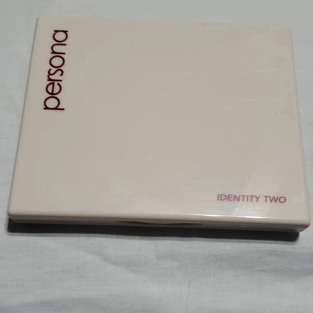 Persona identity two pallet new!
